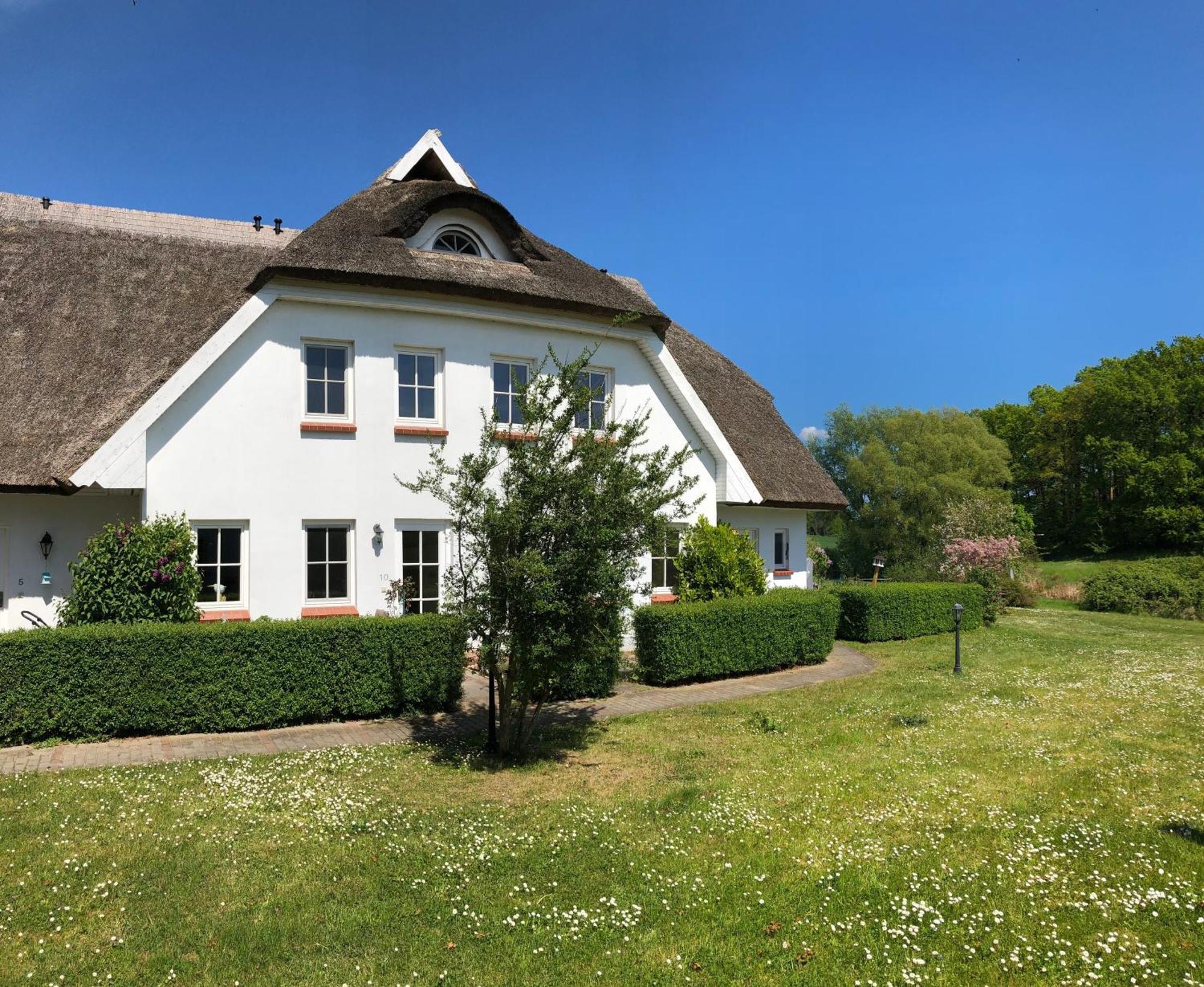 Lieblingsplatz Im Reethus Apartment Putbus Exterior photo